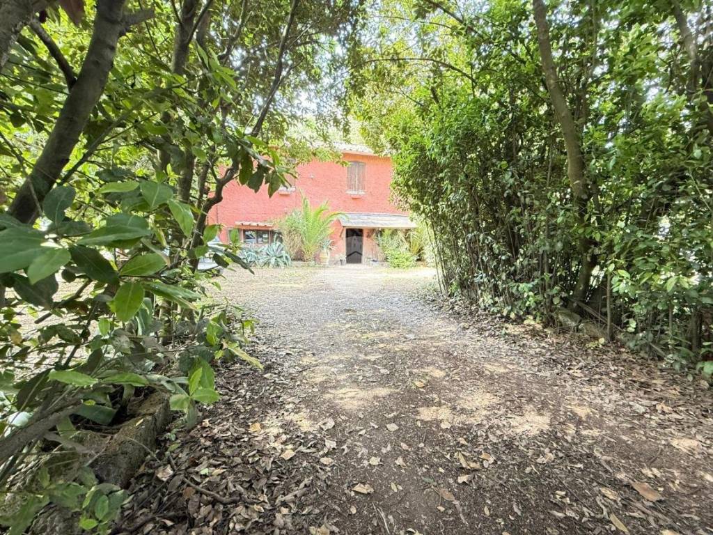 Villa a Viterbo in Str. Teverina - Foto 2