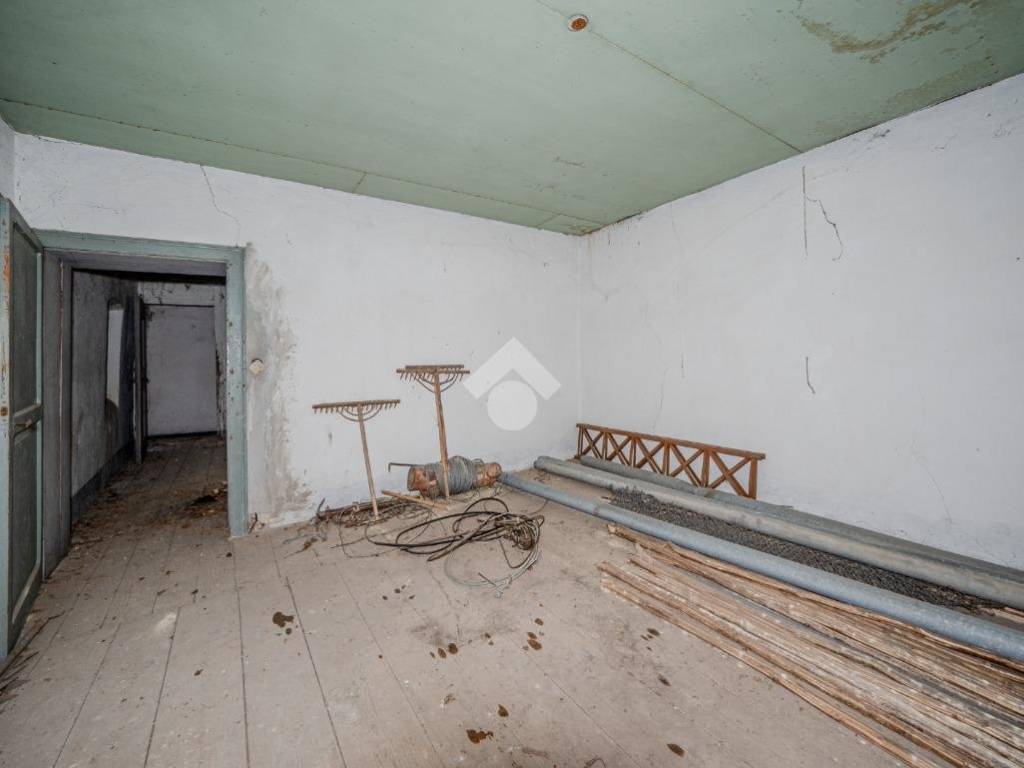 Rustico / casale a Erbezzo in Contrada Masselli - Foto 5