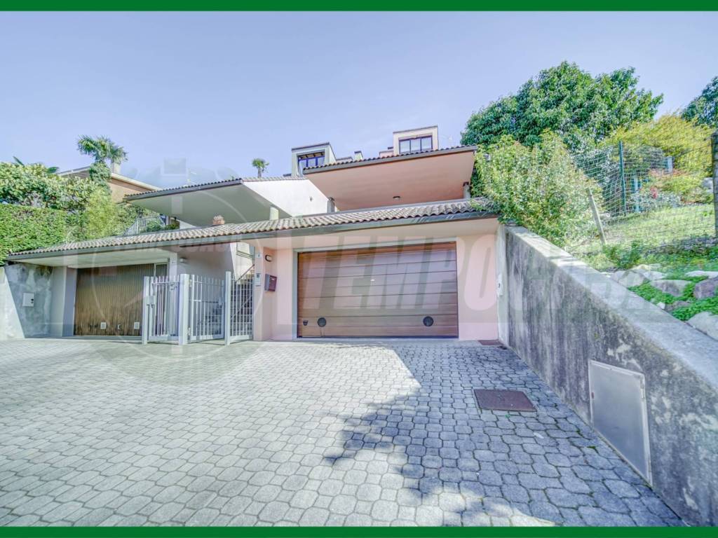 Villa a Besozzo in Via Monte Grappa - Foto 3