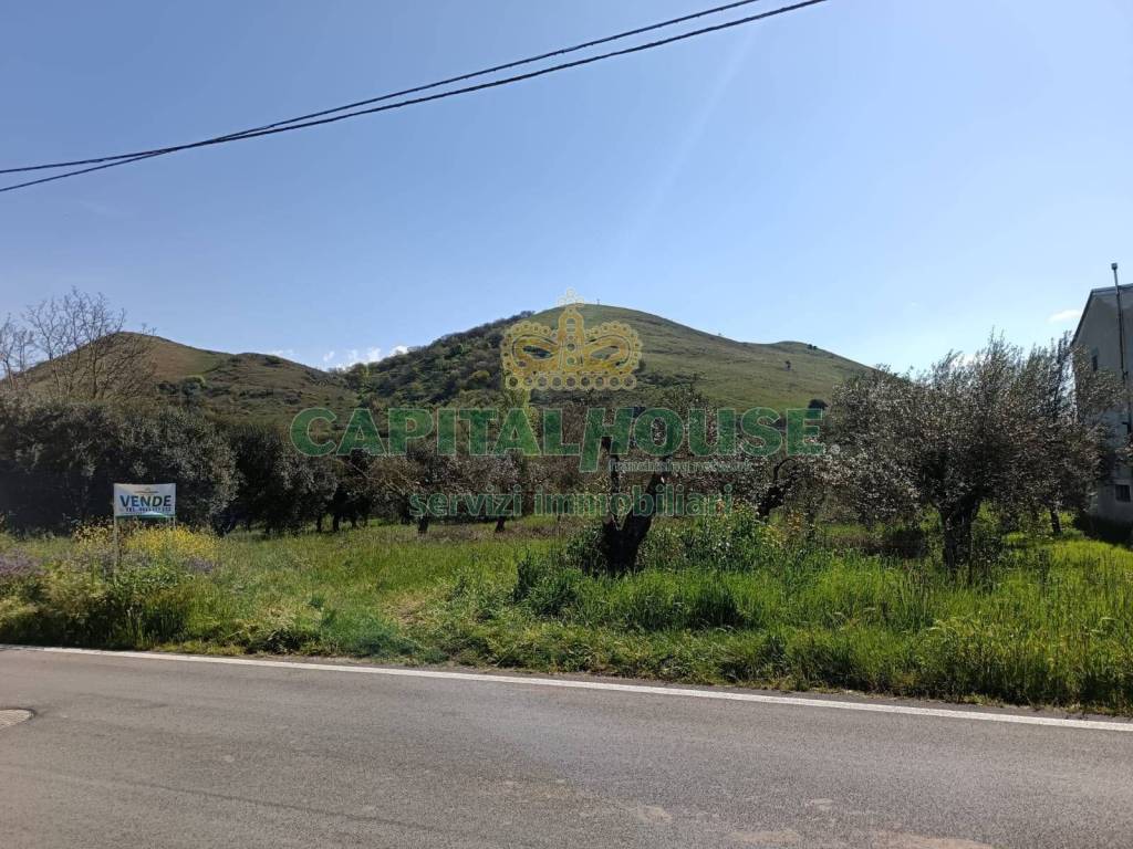 Terreno a Castel morrone in Via Finestre - Foto 2