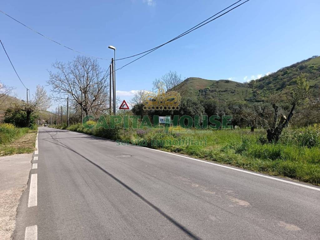 Terreno a Castel morrone in Via Finestre - Foto 4