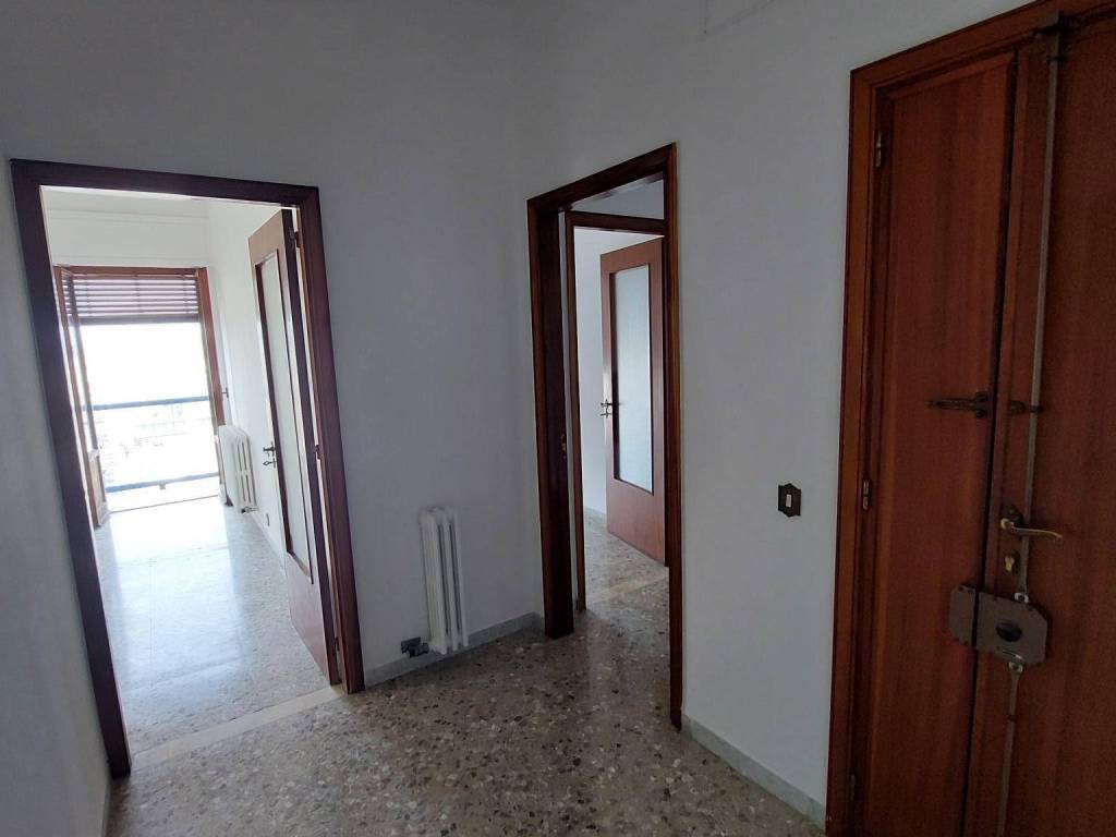 Appartamento a Grottaglie in Via Aldo Moro, 1 - Foto 4