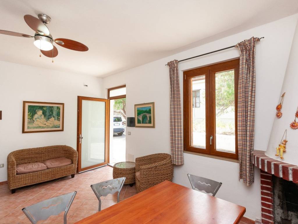 Appartamento a Siniscola in Via Giovanni d’averrazzano Santa Lucia - Foto 4