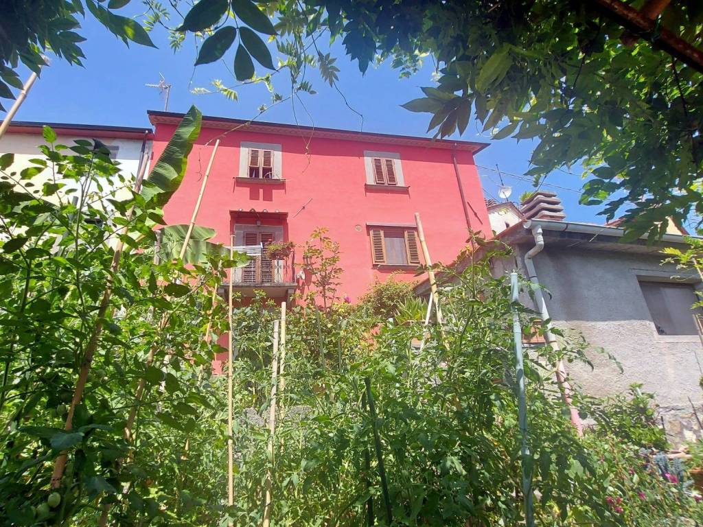 Casa indipendente a Bagni di lucca in Via Piazza - Foto 3