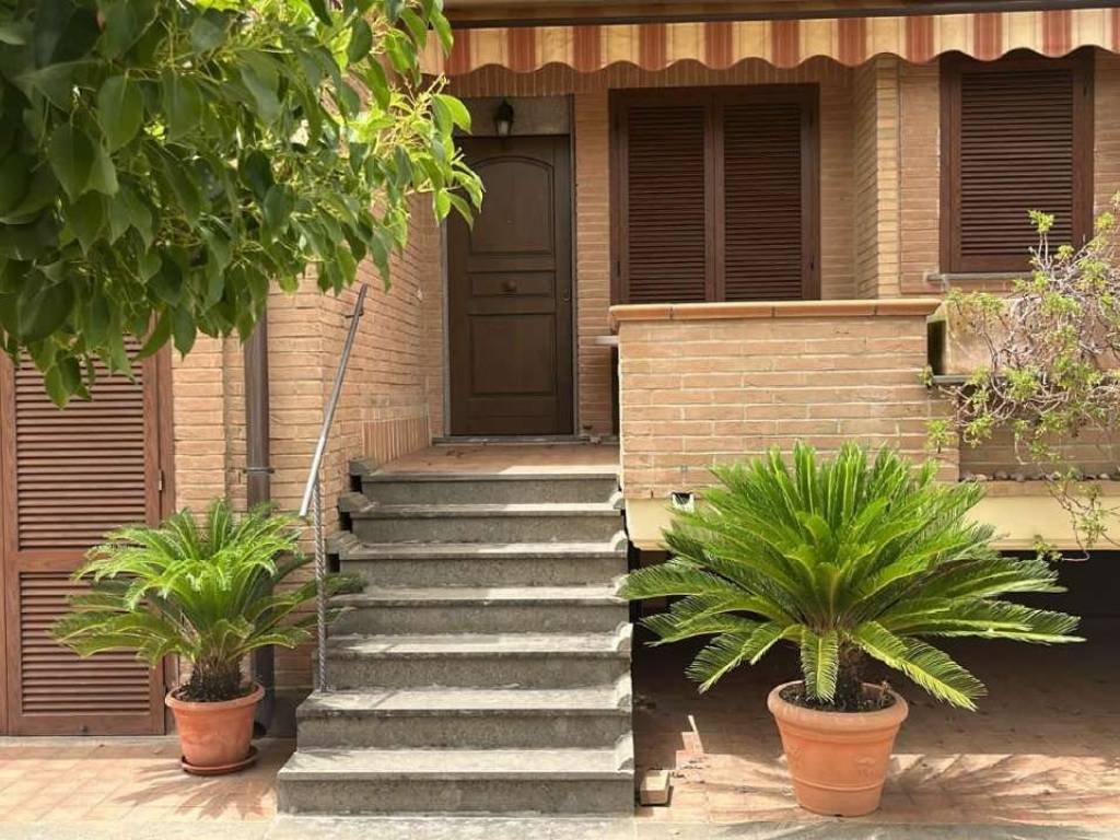 Villa a Sabaudia in via vittorio gassman - Foto 2