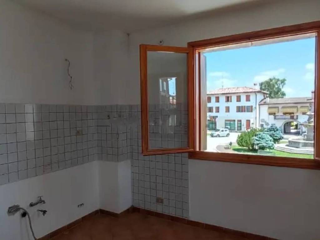 Appartamento a Montereale valcellina in Piazza G. Cesare - Foto 2