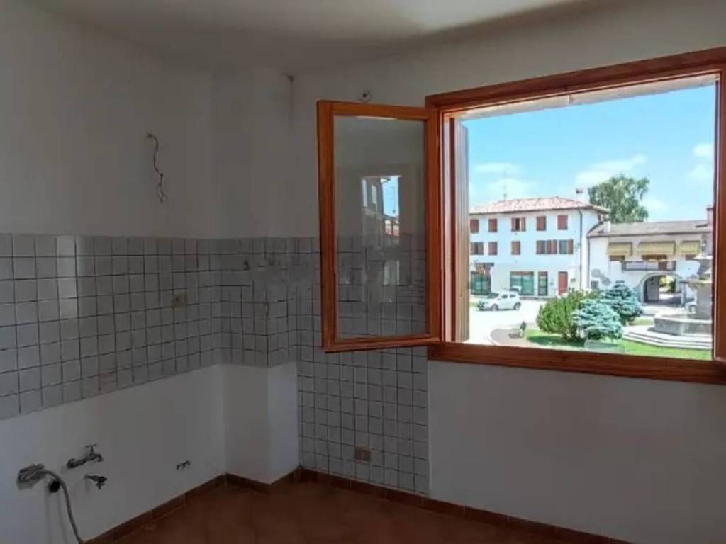 Appartamento a Montereale valcellina in Piazza Giulio Cesare - Foto 2