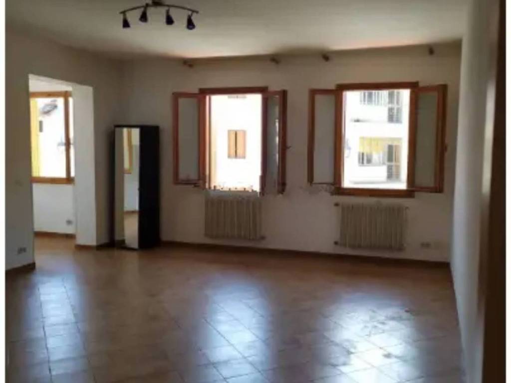 Appartamento a Montereale valcellina in Piazza G. Cesare - Foto 4