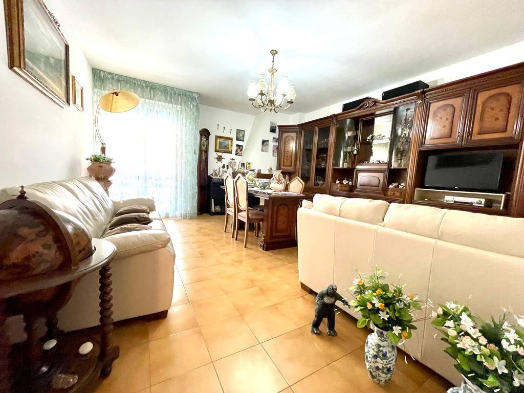 Appartamento a Ascoli piceno in Via dei Girasoli - Foto 5