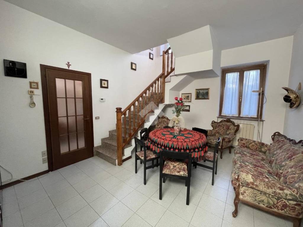 Casa indipendente a Busto arsizio in Via Arezzo, 5 - Foto 4