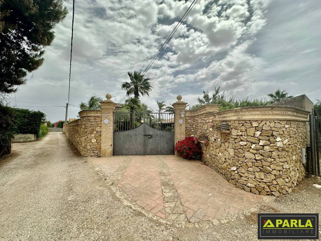 Villa a Canicattì in Via Rinazzi - Foto 2