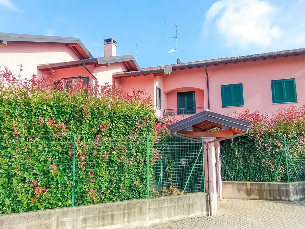 Appartamento a Cavaria con premezzo in Via Padre Reginaldo Giuliani, 847 - Foto 2