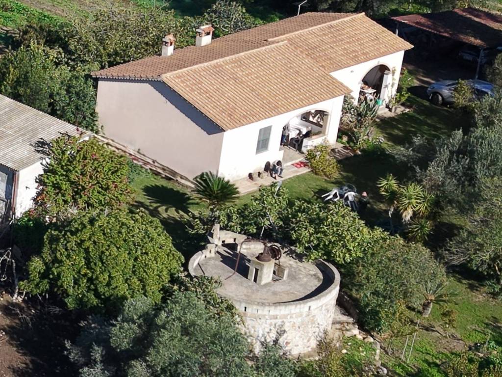 Rustico / casale a Pula - Foto 2