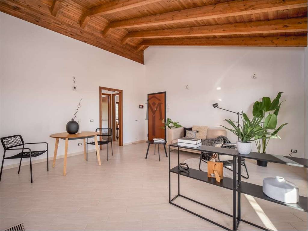 Appartamento a Viano in M.R. BERTOLINI - Foto 5