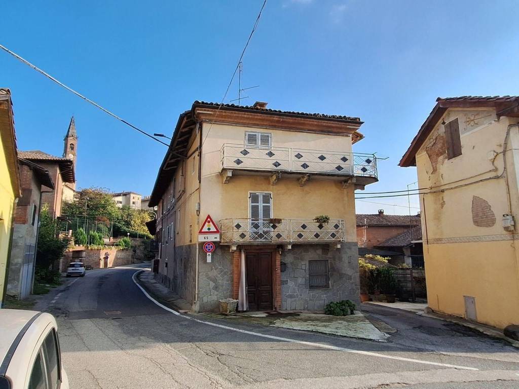 Casa indipendente a Tonco in Via cavour, N. 19 - Foto 2