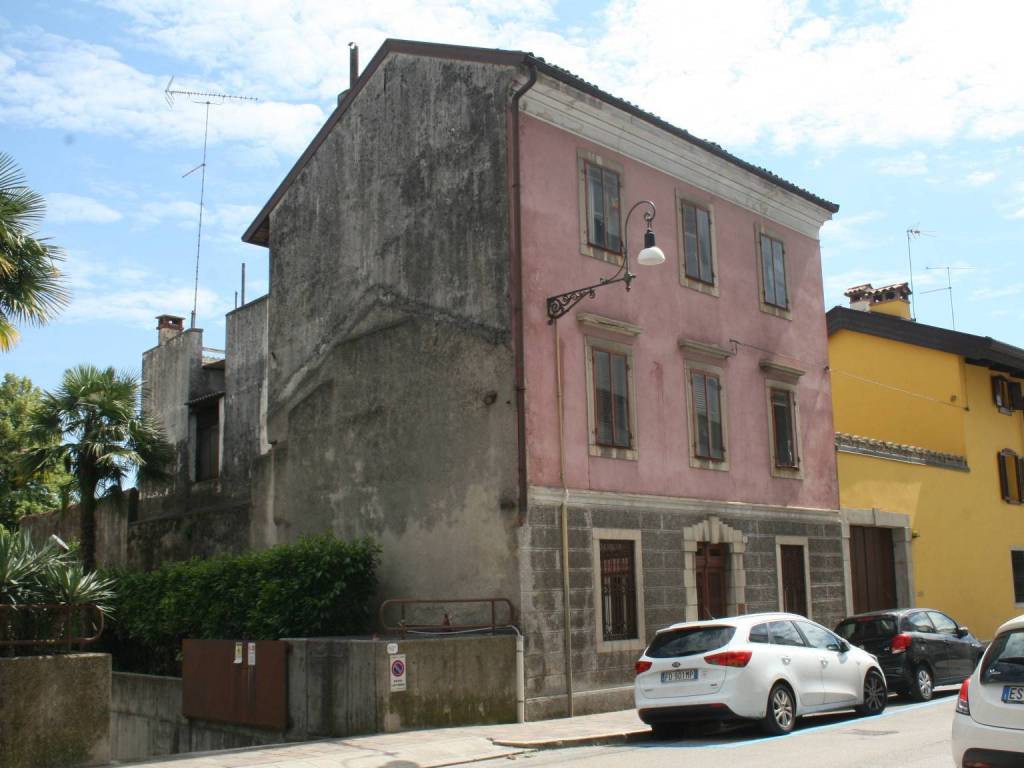 Casa indipendente a Udine in via Tiberio Deciani, Udine - Foto 2
