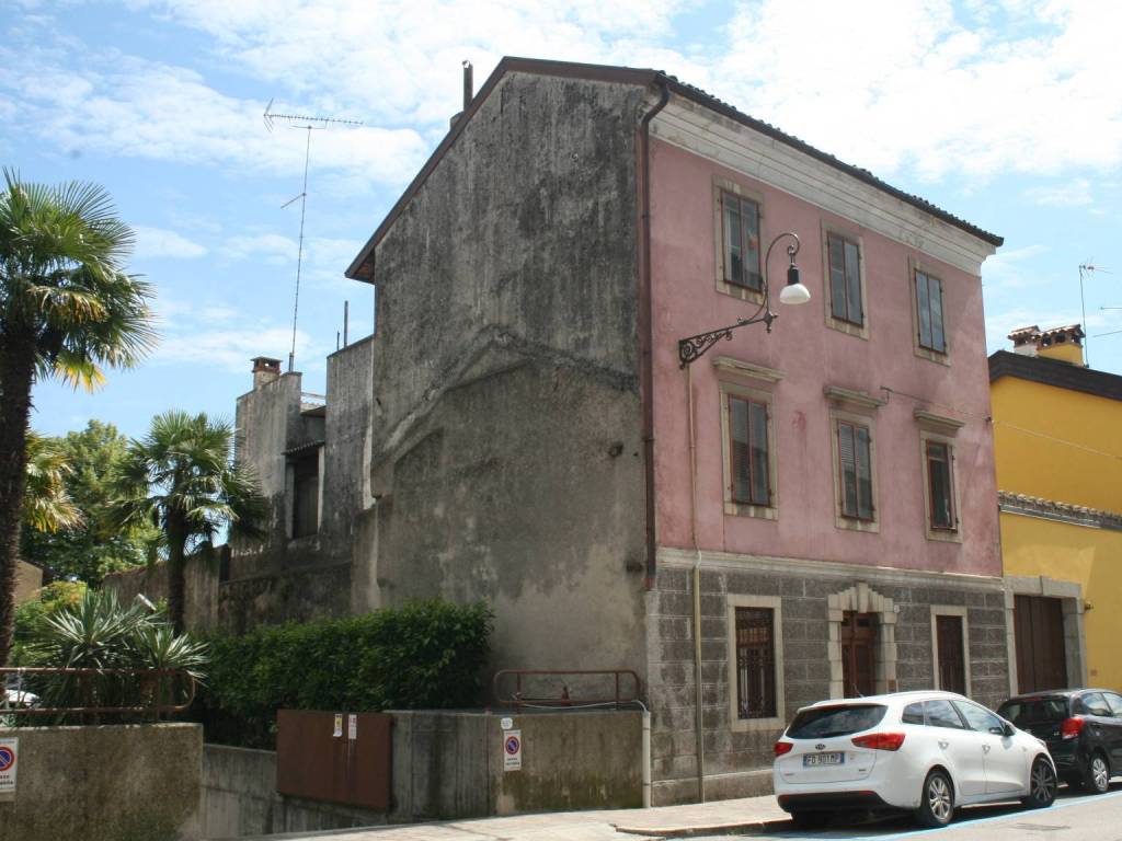 Casa indipendente a Udine in via Tiberio Deciani, Udine - Foto 3