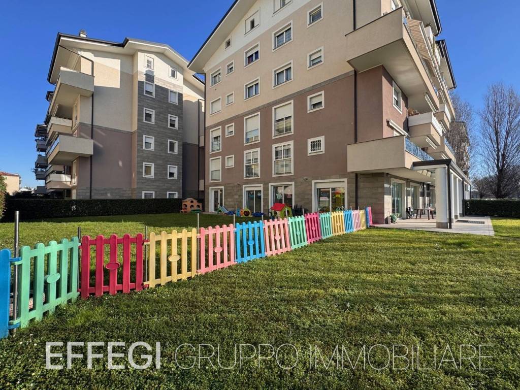 Appartamento a Cernusco sul naviglio in Via Camillo Benso di Cavour, 75 - Foto 3