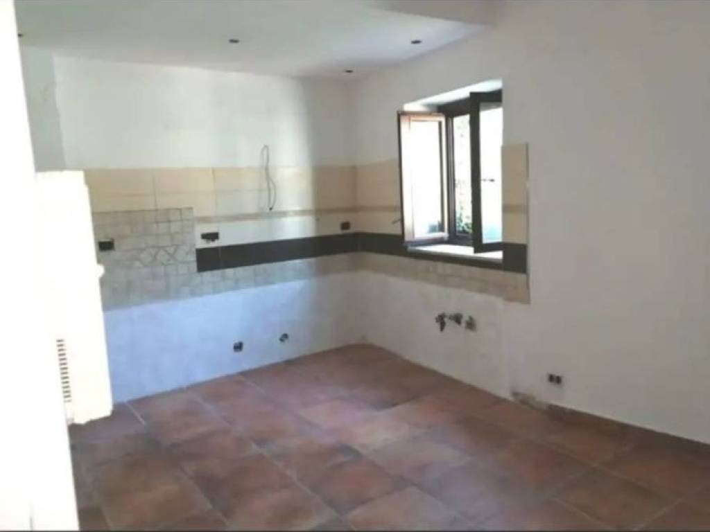 Casa indipendente a San salvatore telesino in Via Severo Pacelli - Foto 2