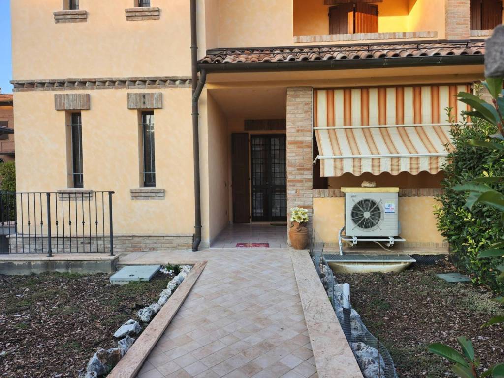 Villa a Castellarano in Via Matilde di Canossa - Foto 4