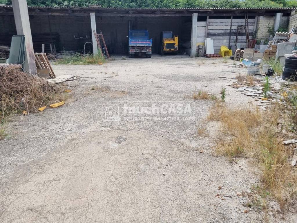 Terreno a Carinaro in Via della Libertà - Foto 3