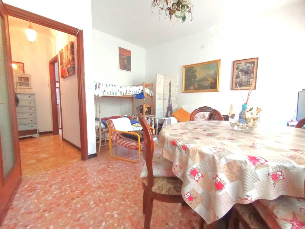 Appartamento a Spotorno in Via Berninzoni - Foto 3