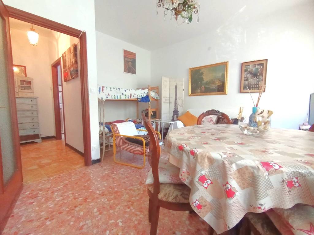 Appartamento a Spotorno in Via Berninzoni - Foto 4
