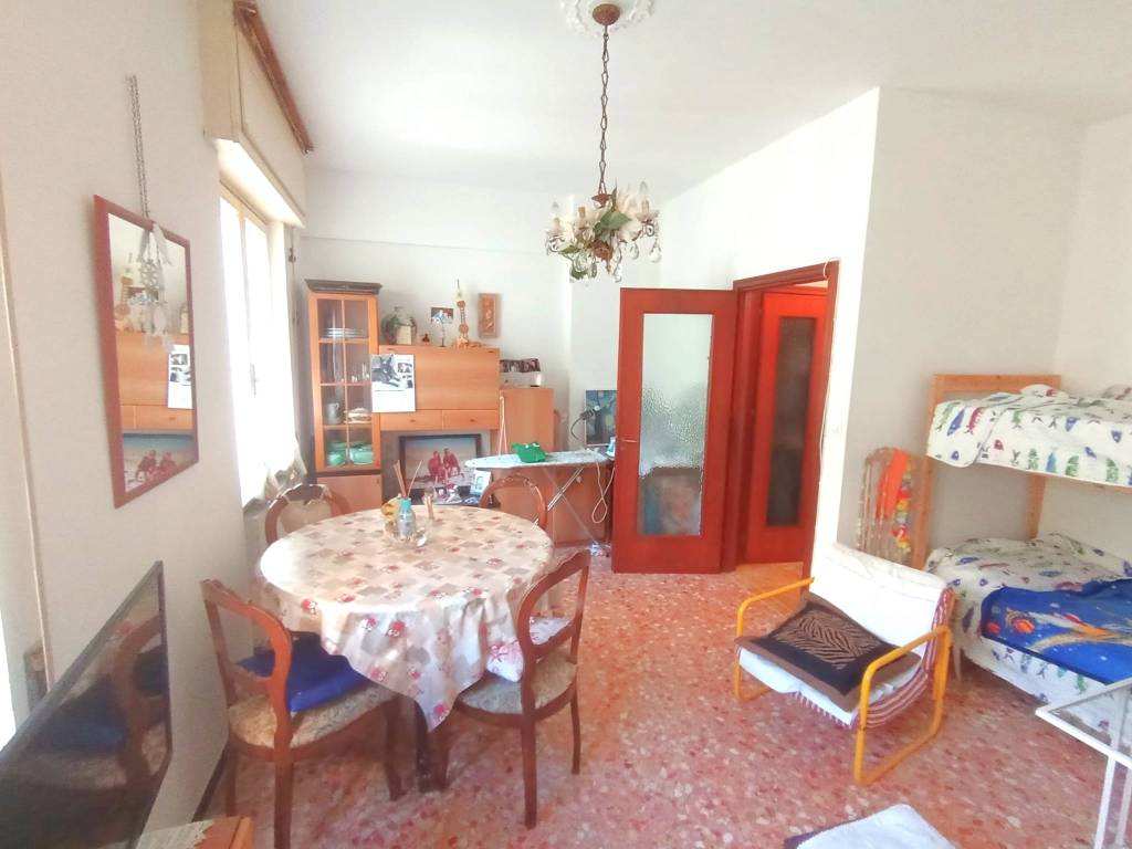 Appartamento a Spotorno in Via Berninzoni - Foto 5