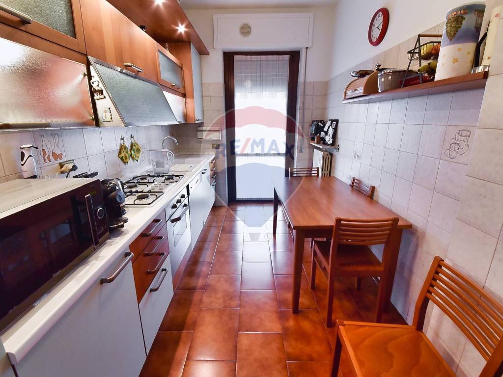 Appartamento a Gerenzano in via Berra, 17 - Foto 5