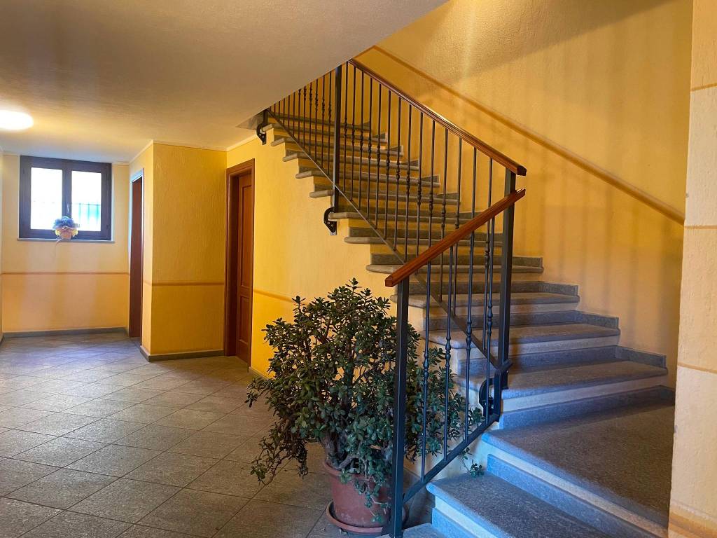 Appartamento a Dronero in Via Alessandro La Marmora - Foto 2