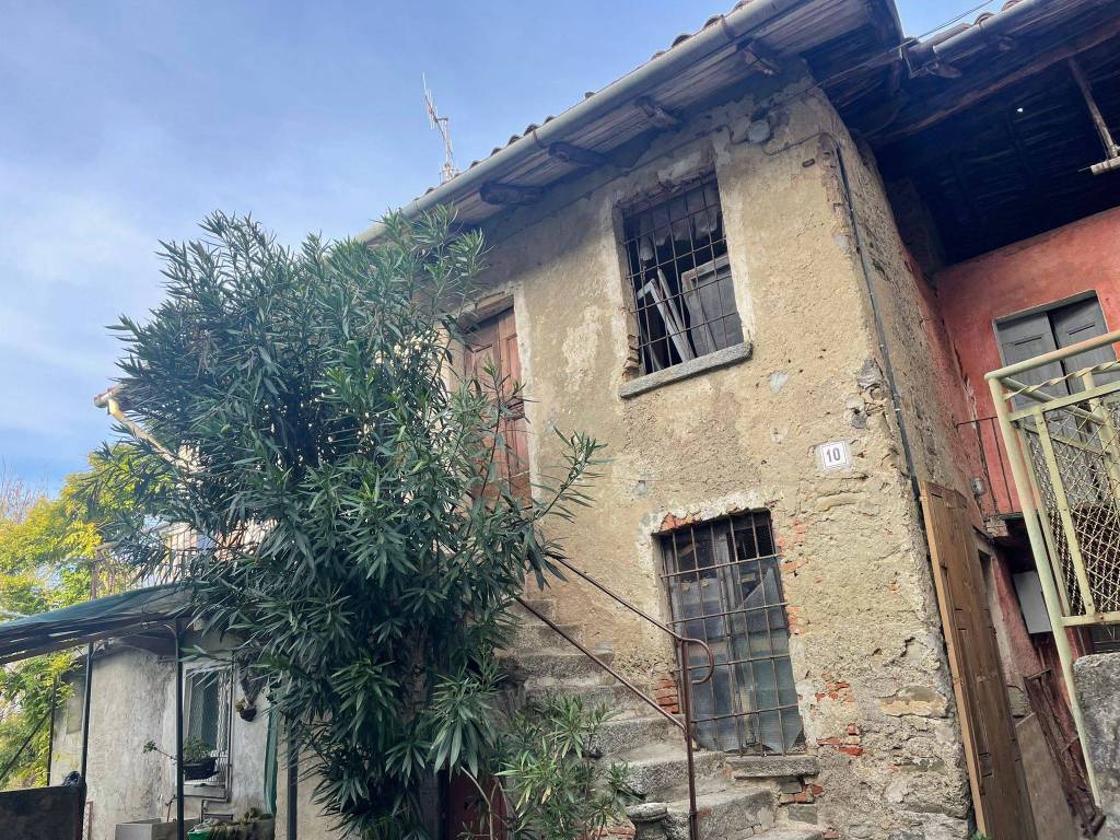 Rustico / casale a Galbiate in Via San Francesco d'Assisi, 10 - Foto 2