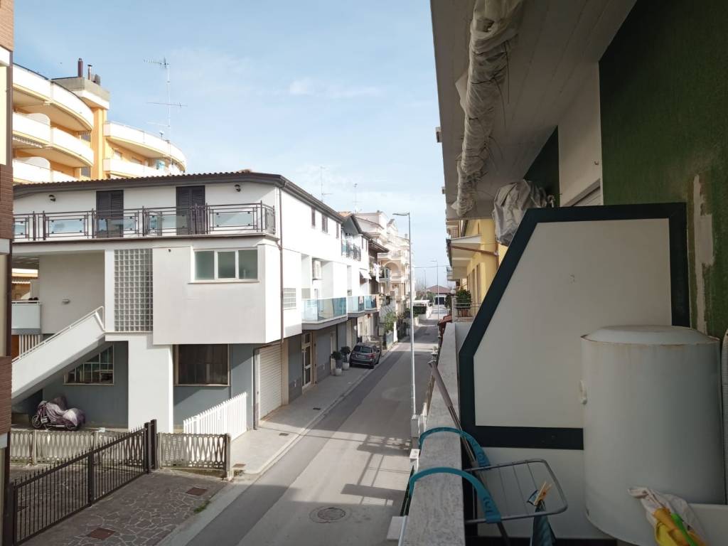 Appartamento a Alba adriatica in Via Rovigo - Foto 4