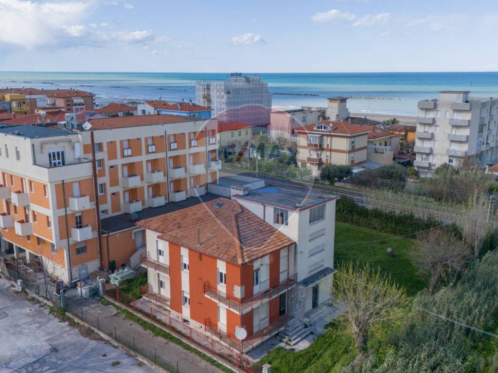 Casa indipendente a Senigallia in Via Raffaello Sanzio, 280 - Foto 3