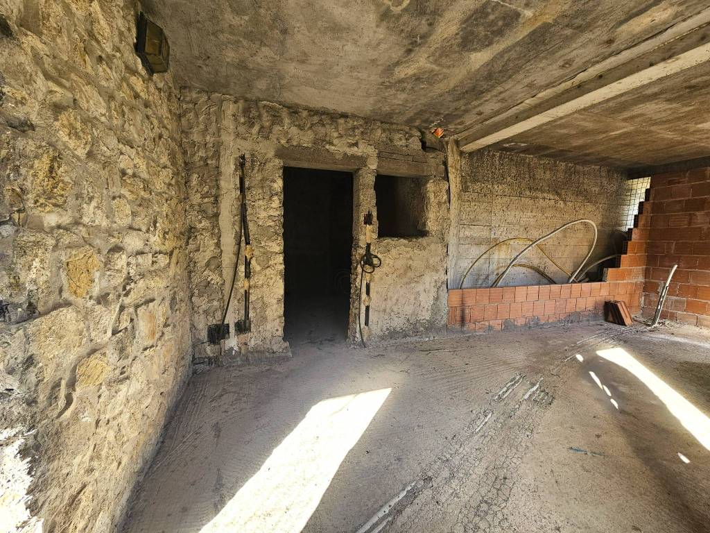 Villa a Castelnuovo magra in Via Montecchio, 64 - Foto 4