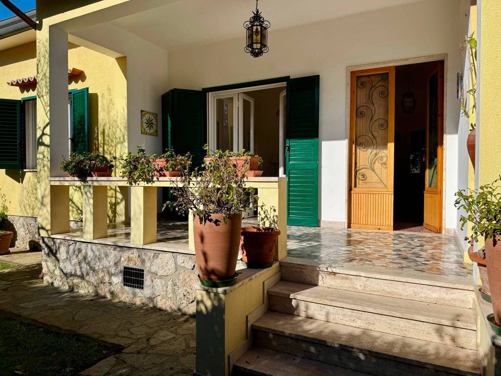 Villa a Pietrasanta in Via Firenze, 83 - Foto 4