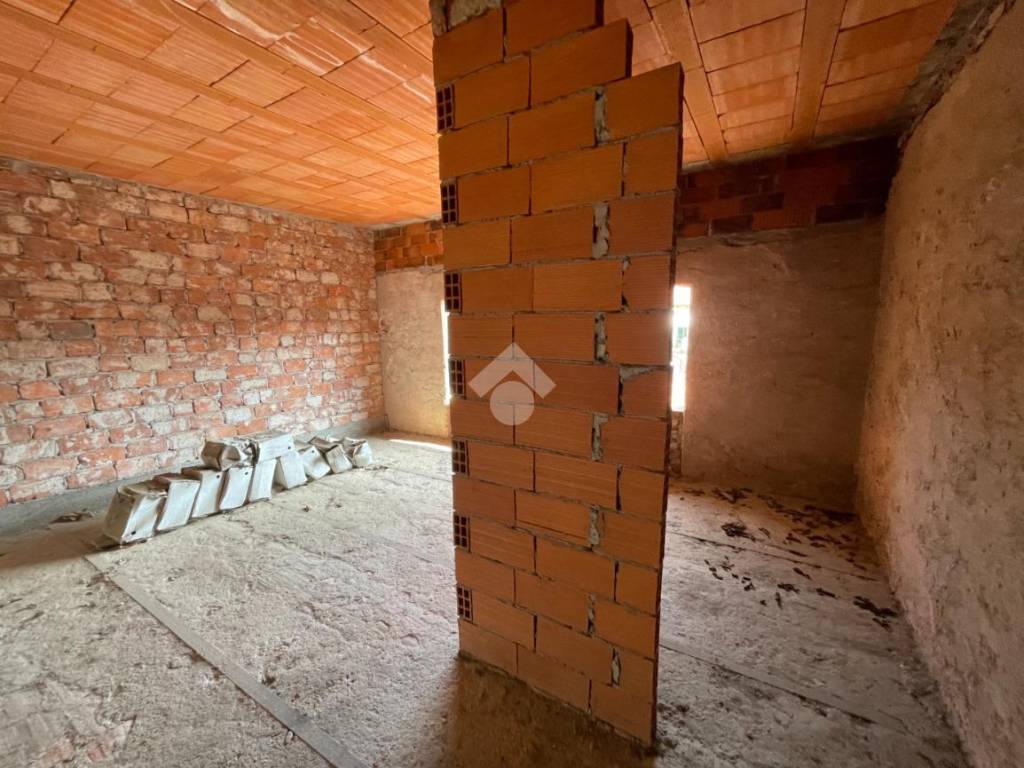 Rustico / casale a Borgomanero in Via Bogogno - Foto 5