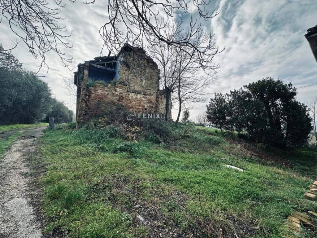 Casa indipendente a Monsampolo del tronto in CONTRADA ASINARA, 9 - Foto 5
