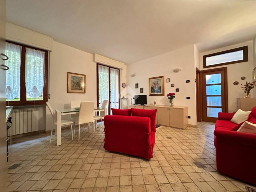 Appartamento a Lerici in Via Carbognano 3 ° Traversa, 15 - Foto 2