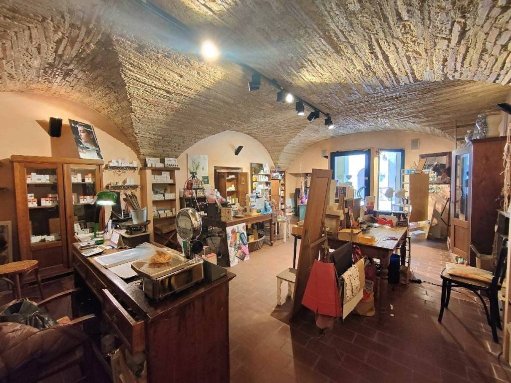 Immobile a Amelia - Foto 2