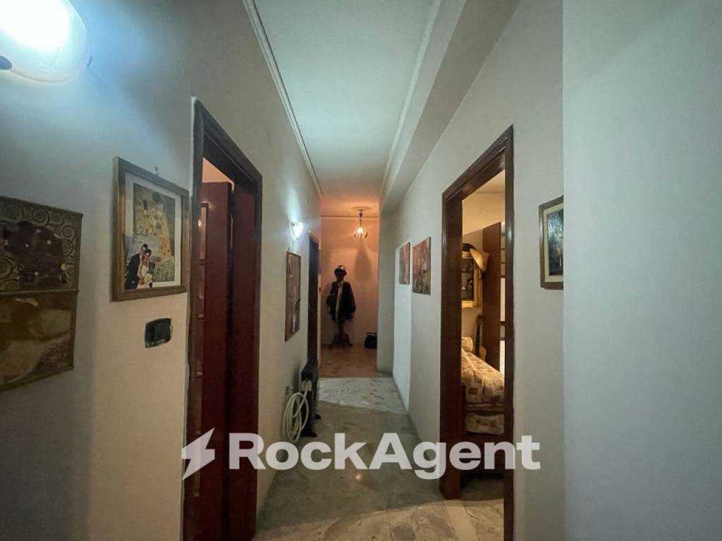 Appartamento a Arzano in Via Angelo Volpicelli, 34 - Foto 2