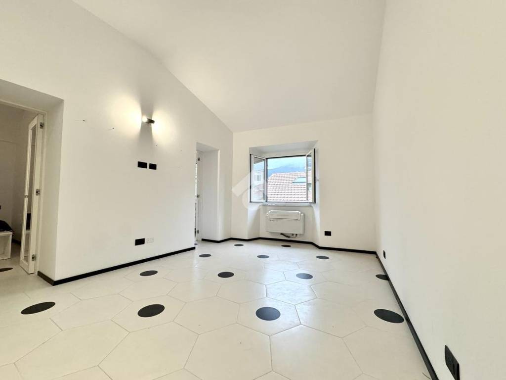 Appartamento a Alassio in via Milite Ignoto, 44 - Foto 2