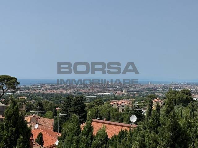Villa a Livorno in Via di Montenero, 424 - Foto 3
