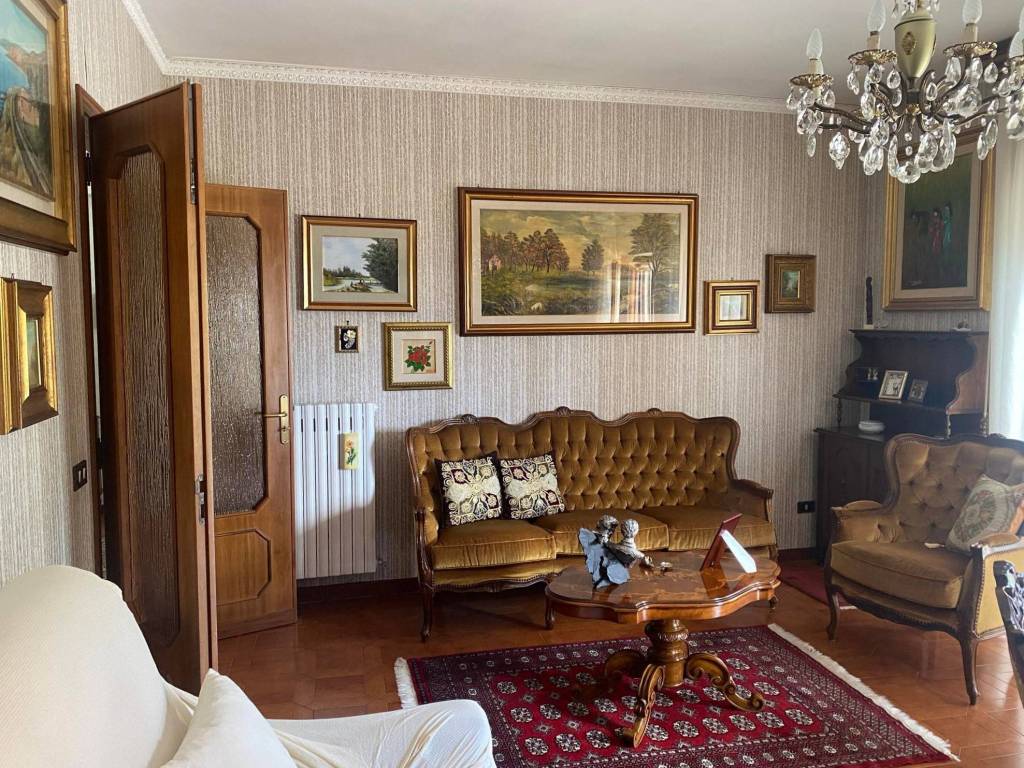 Appartamento a Vibo valentia in Via Pier Paolo Pasolini - Foto 2