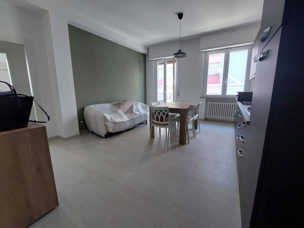 Appartamento a Pescara in Viale Regina Elena - Foto 2