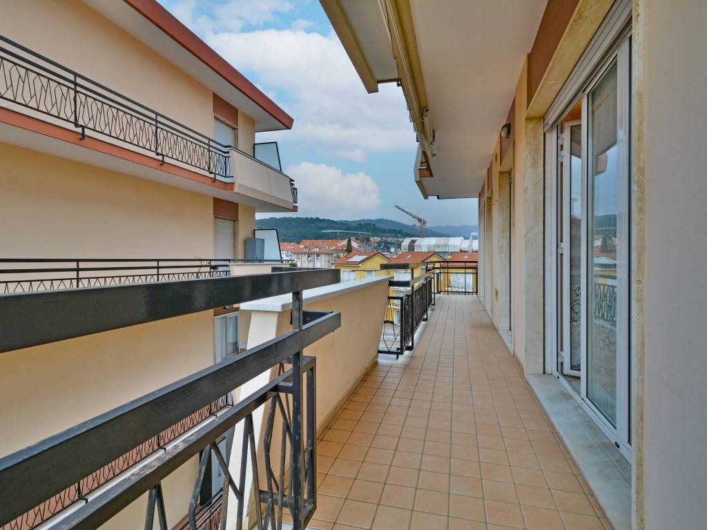 Appartamento a San bartolomeo al mare in Via della Torre, 9 - Foto 2
