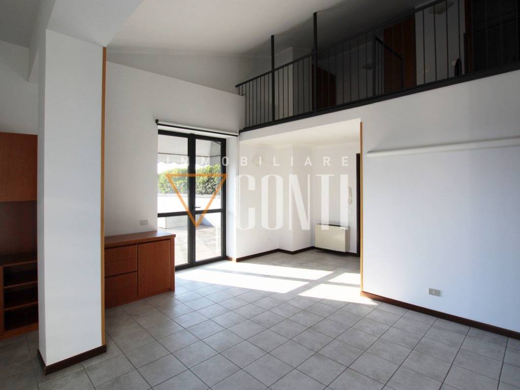 Appartamento a Gavirate in Viale Ticino, 24 - Foto 3