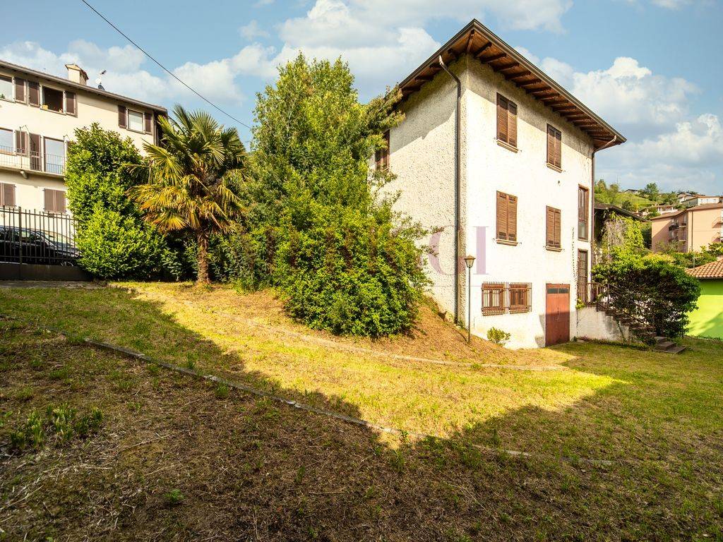 Villa a Calolziocorte in Via Don A. Bolis, 32 - Foto 5
