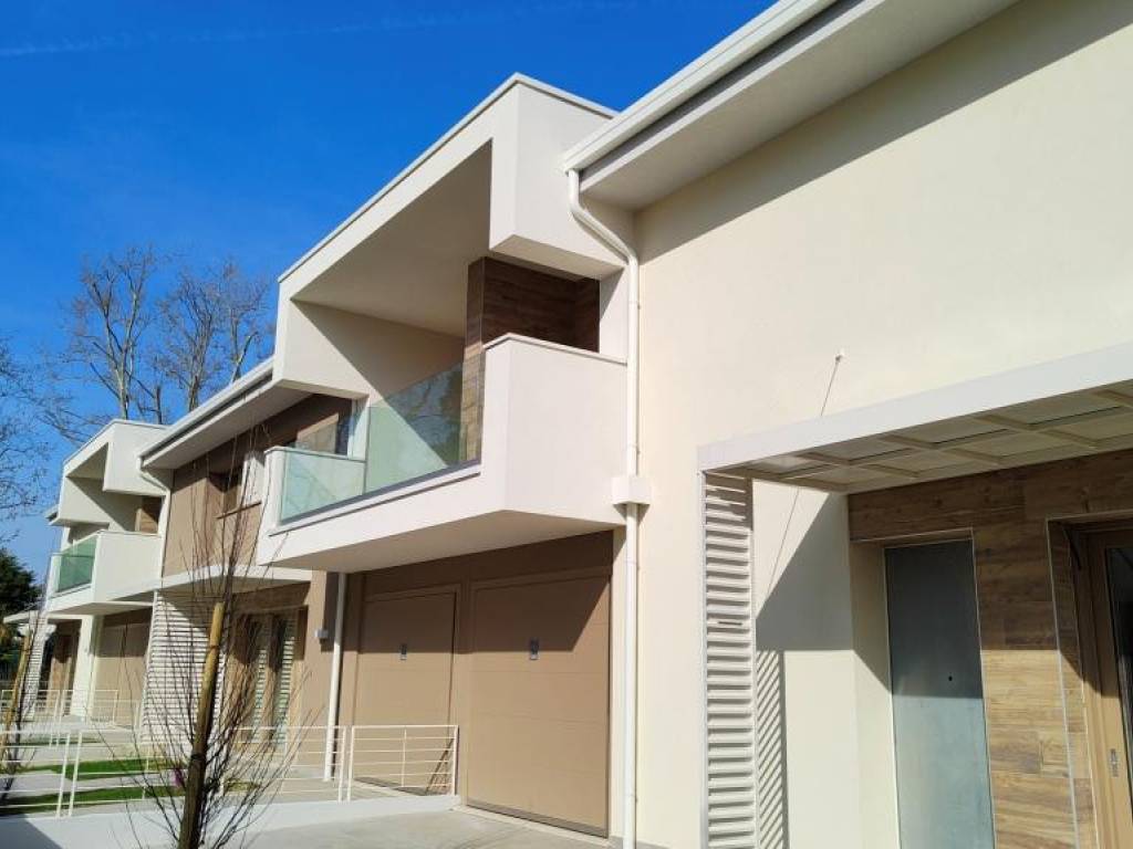 Villa a Mogliano veneto in Via Adolfo Battaggia - Foto 2