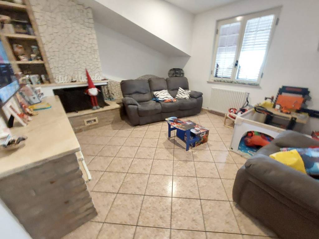 Villa a Nereto in Strada Comunale Parignano Inferiore - Foto 5