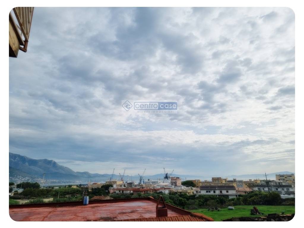 Appartamento a Gaeta in Via Monte Tortone, 4 - Foto 2